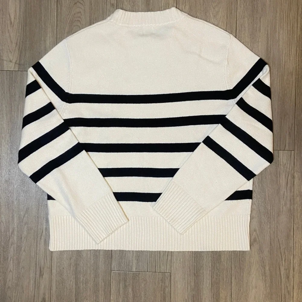 A New Day Women's Striped Crewneck Pullover Sweater Cream Black Large NWT - Picture 2 of 10